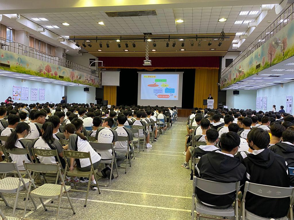 2--高雄市立中正高工新生職安宣導--20231011--3_0